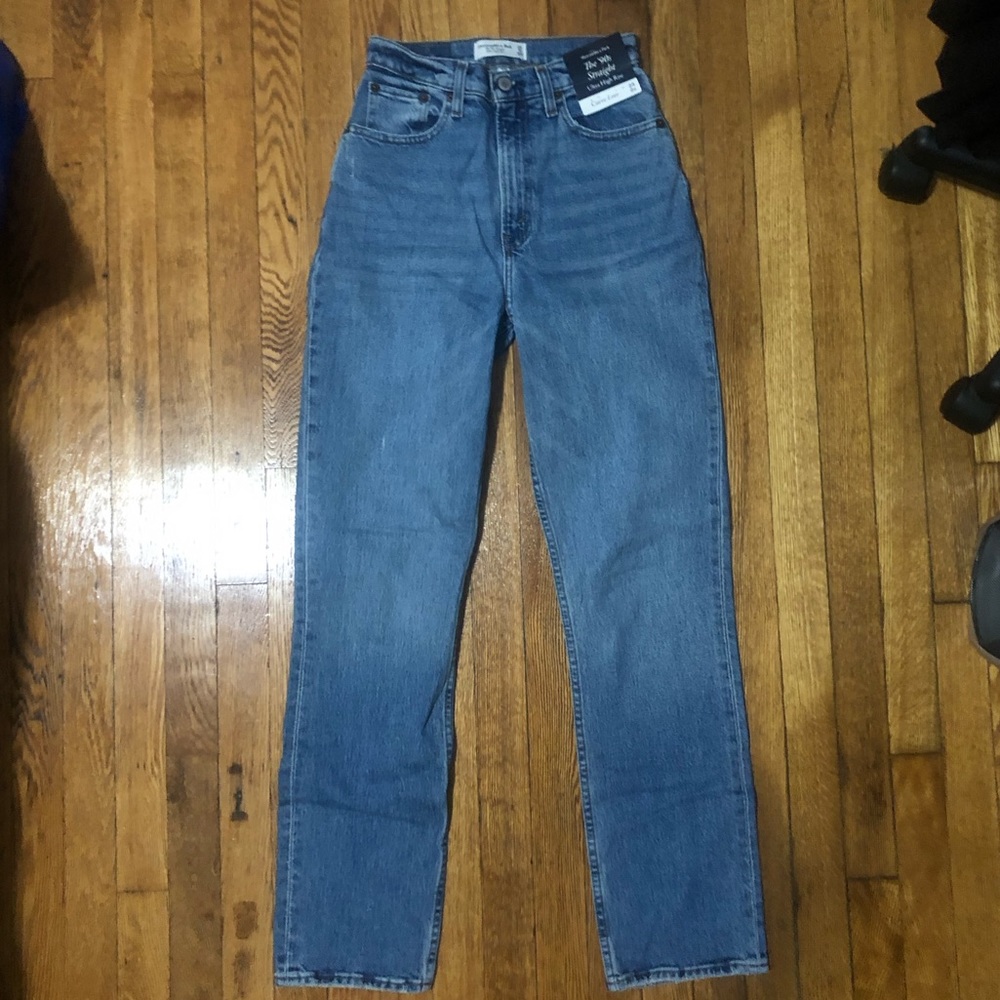 Abercrombie & Fitch The ‘90 Straight Ultra High Rise Curve Love 25R